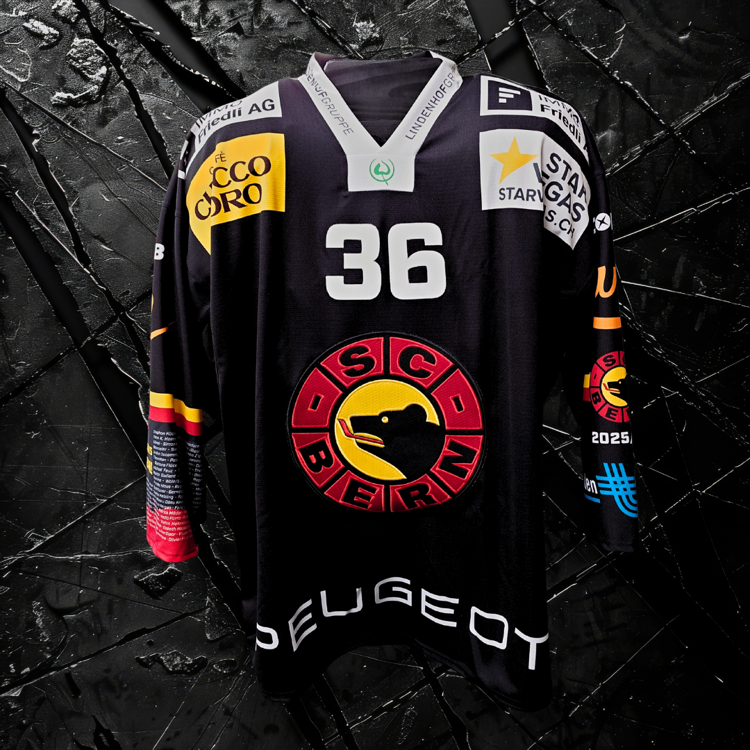 Gameworn Dress #36 Adam Reideborn